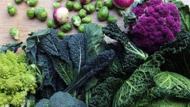 Il consumo regolare di verdure crucifere, come broccoli, cavolfiori e cavoletti di Bruxelles può ridurre il rischio di cancro al colon fino al 20%.