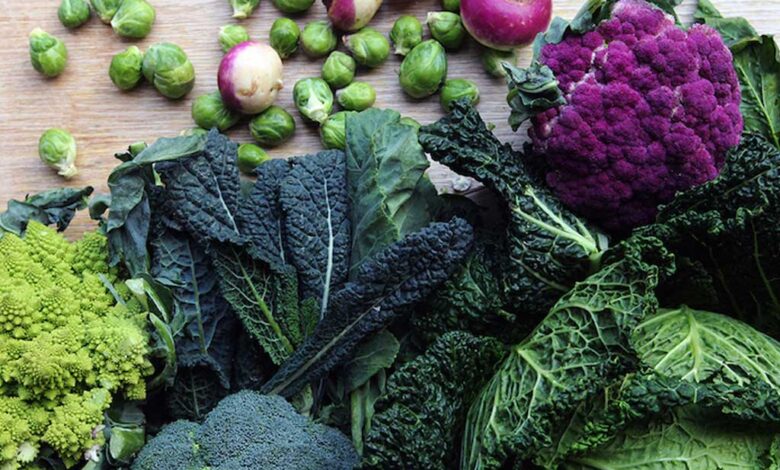 Il consumo regolare di verdure crucifere, come broccoli, cavolfiori e cavoletti di Bruxelles può ridurre il rischio di cancro al colon fino al 20%.