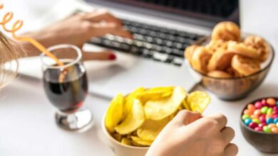 Gli alimenti ultra-processati aumentano del 47% il rischio di infarto e ictus